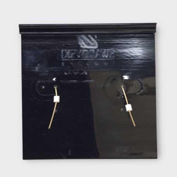 Swarovski NWT Crystal Earrings 14KT Gold Filled Wire Pierced Hook - Picture 4 of 4